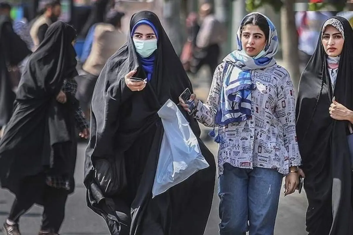  کیهان: بی‌حجابی سبب تولد فرزندان نامشروع شده و تهدید جدی نظام است