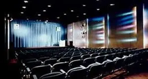 نمایش 2 مستند  هم‌زمان با نمایشگاه

