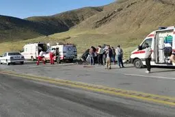 مصدومیت چند دانش‌آموز در سانحه رانندگی در محور مهاباد به سردشت
