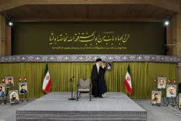 رهبری: اگر انتخابات ضعیف برگزار شود، همه ضرر می‌کنند