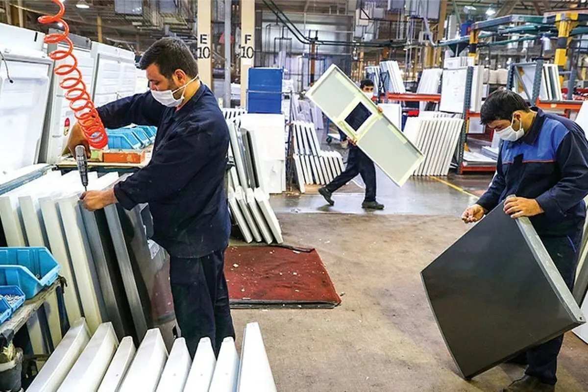 فضای کسب‌وکار نامساعدتر شد؛ بنگاه‌های اقتصادی با کمتر از نصف ظرفیت خود کار می‌کنند

