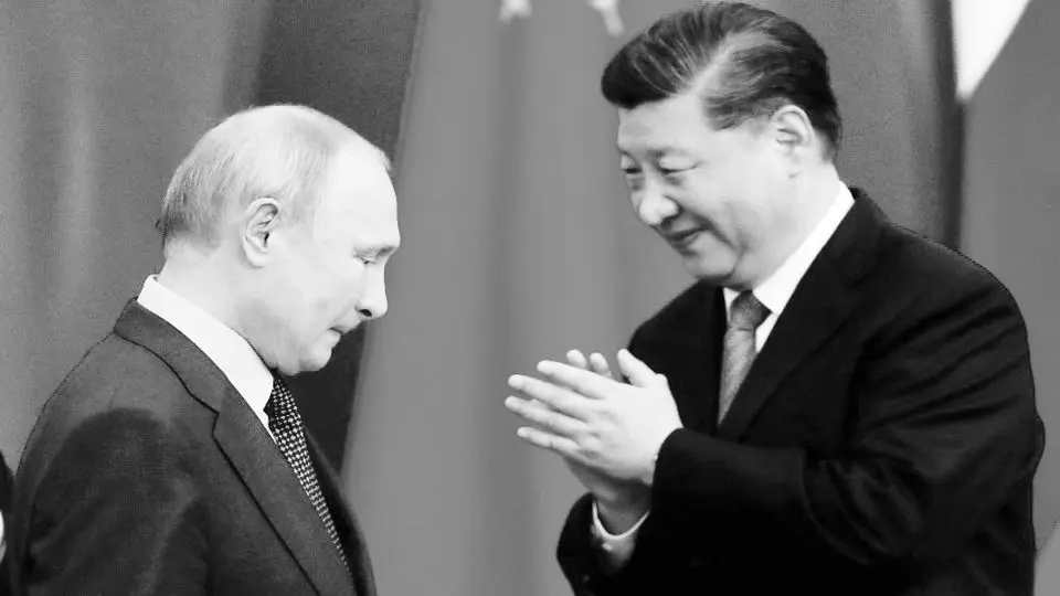 اروپا نگران اتحاد  روسیه و چین
