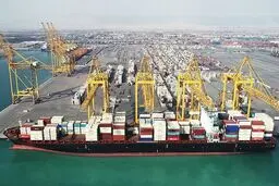 حمل و نقل در بندر شهید رجایی عادی است