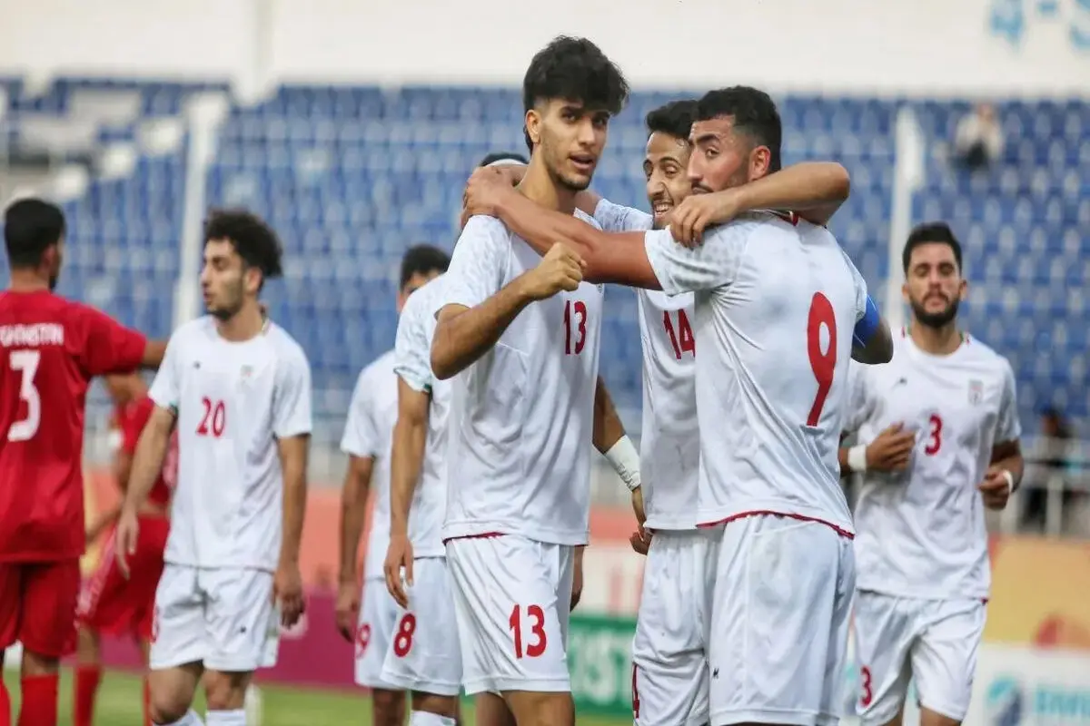 در  انتظار  بردی  واجب‌تر  از  نان  شب