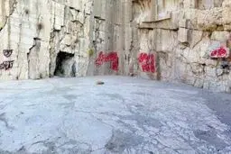 وضعیت اسفبار یادگار دوره هخامنشی/ دلایل تشدید تخریب