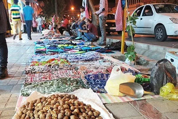 تعداد دست‌فروشان تهران حدود ۲۰ هزار نفر است / برخورد با ون‌کافه‌های فاقد مجوز