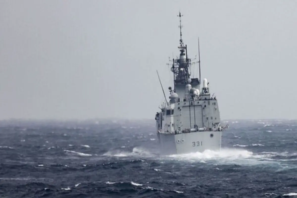 US, Canadian warships sail through Taiwan Strait